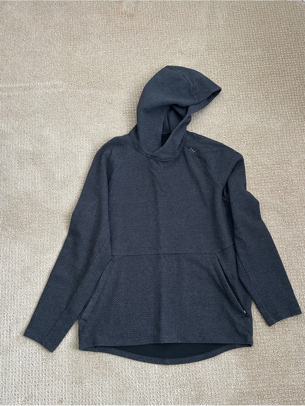 Lululemon At Ease Men's Dark Gray Hooded Pullover Shirt